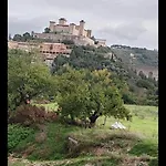 Дом отдыха Locazione Turistica Lbs, , Spoleto *